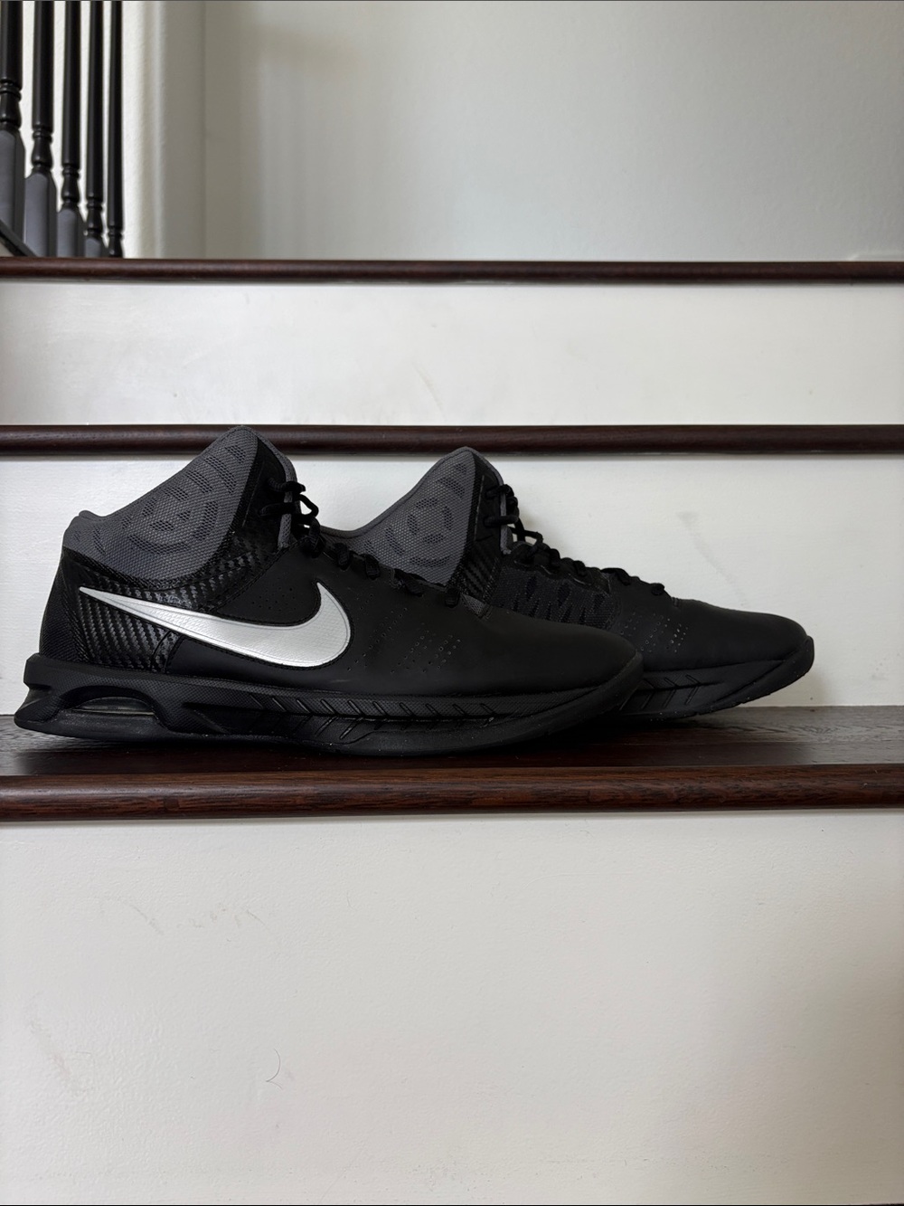 Nike Air Visi Pro 6 Black and great color way bball shoes